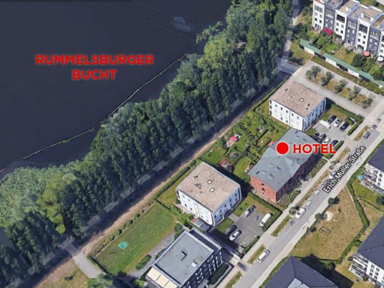 Hotel An Der Rummelsburger Bucht - Berlin — Photos 2